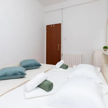 Apartment Andro - Three Bedroom With Terrace And Sea View *