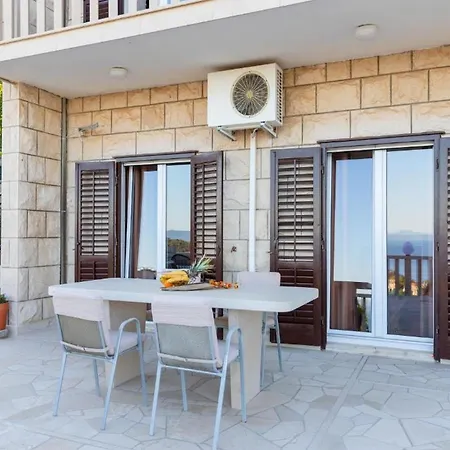 Andro - Three Bedroom With Terrace And Sea View *
