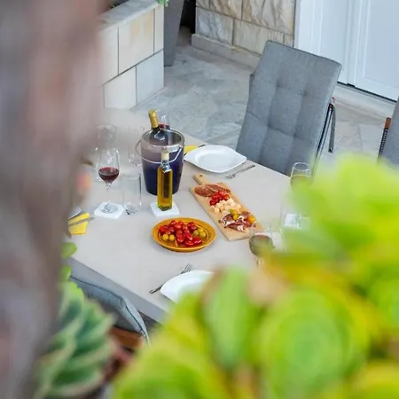 Andro - Three Bedroom With Terrace And Sea View Apartment *